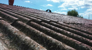 Scopri di più sull'articolo Amianto in Calabria, sequestrata nel Cosentino un’area con oltre 1000 m2 di Eternit